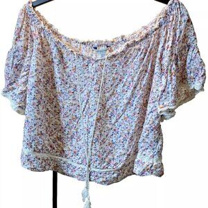 American Eagle Floral Boho Tassel Crop Blouse Medium